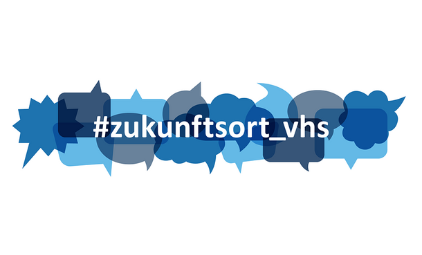 Banner: Sprechblasen in vielen verschiedenen Blautönen. Darüber in weiß der Schriftzug "#zukunftsort_vhs"