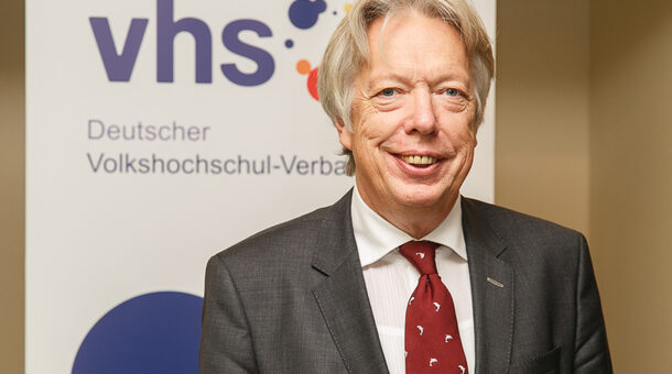 DVV-Vorsitzender Dr. Ernst-Dieter Rossmann