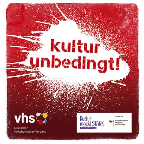 Logo des Podcasts "Kultur unbedingt!" vom Projekt talentCAMPus des deutschen Volkshochschul-Verbandes e. V.